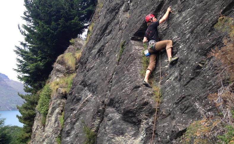 Climbing-Queenstown-Remarkables-Alpine-Rock Climbing Arawata 6